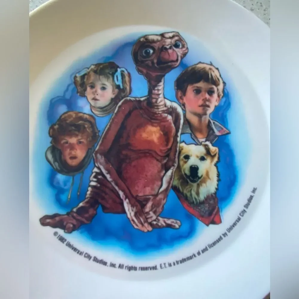 1982 Universal Studios, ET plate
